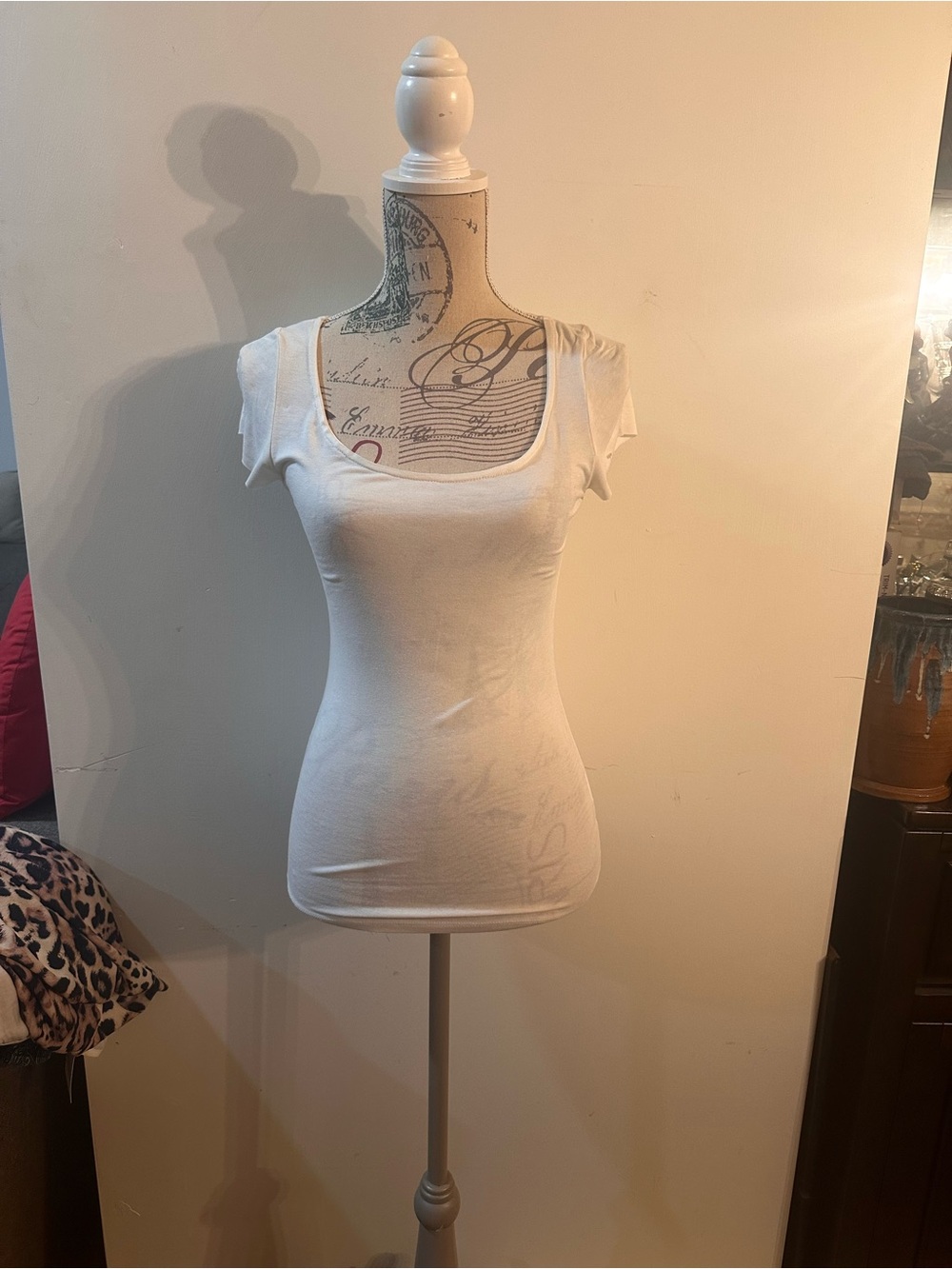 So Allure White Short Sleeved Slim Fit T-Shirt